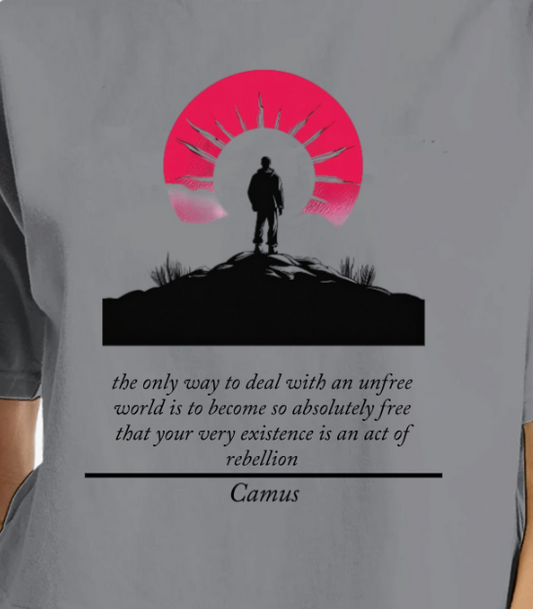 Camus Stand Free Cropped T-Shirt